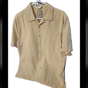 Jamaica Jaxx 100% Silk Light Yellow Casual Button Down Short Sleeved Shirt